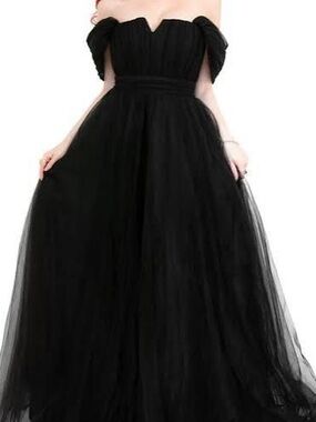 Foxblood Black Off-Shoulder Tulle Evening Gown